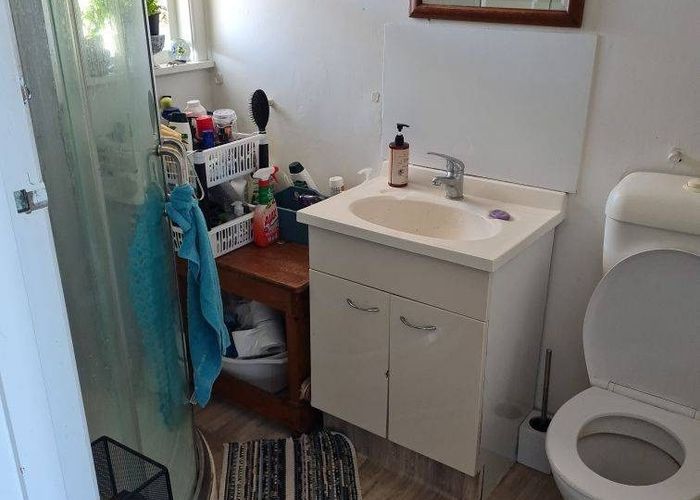 at 12 Manuroa Road, Takanini, Papakura, Auckland