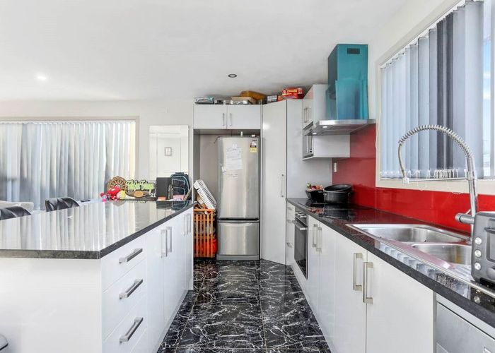  at 35 Mcdivitt Street, Manurewa, Manukau City, Auckland