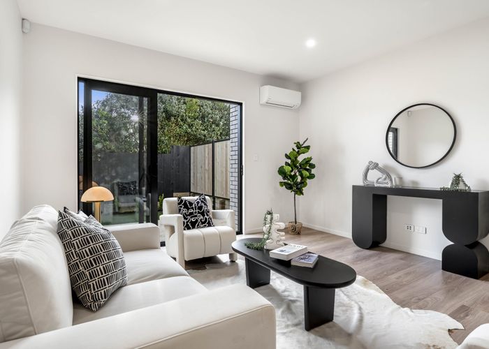  at 2/36 Thatcher Street, Mission Bay, Auckland City, Auckland