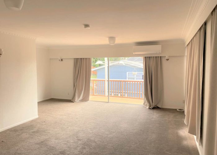  at 16 Simkin Avenue, Saint Johns, Auckland City, Auckland