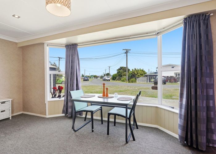  at 10 Andresen Street, Foxton Beach, Horowhenua, Manawatu / Whanganui