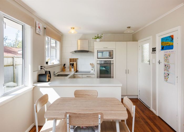  at 9 Kingston Street, Awapuni, Palmerston North