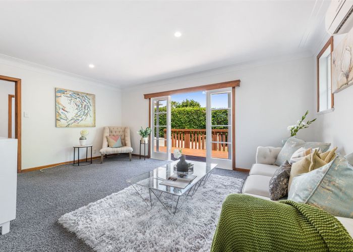  at 2/9 Nile Road, Milford, Auckland
