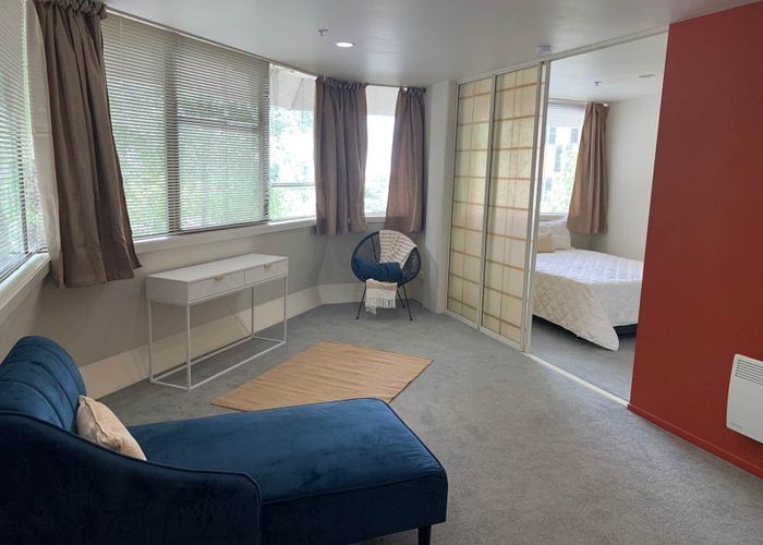  at 4A/2 Whitaker Place, Grafton, Auckland