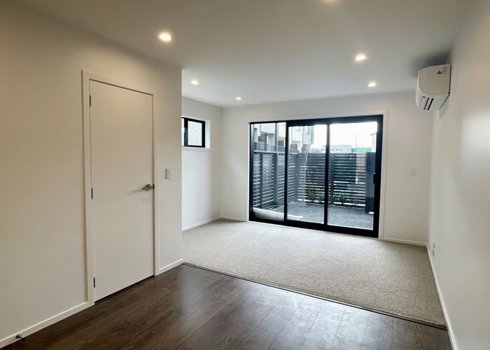  at 32/28 Westgate Drive, Westgate, Auckland