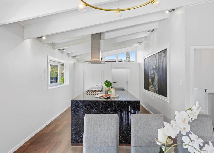  at 26 Pickwick Parade, Mellons Bay, Auckland