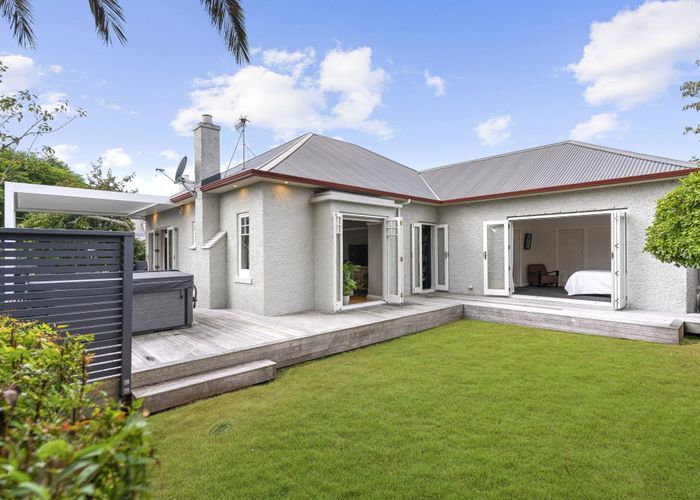  at 17 Rossgrove Terrace, Mount Albert, Auckland