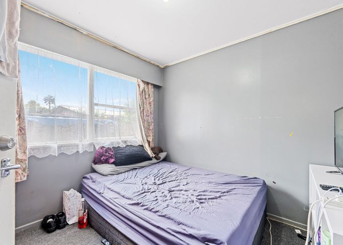  at 37 Gainsborough Street, Manurewa, Auckland