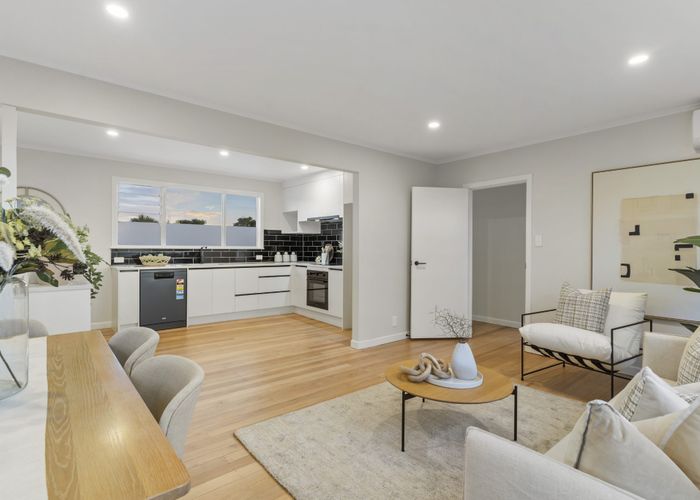  at 2/179A Birkdale Road, Birkdale, Auckland