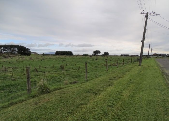  at 23 Kiharoa Street, Otaki Beach, Otaki