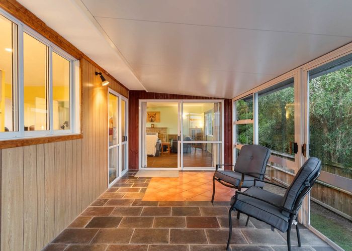  at 1/25 Tramway Road, Beach Haven, North Shore City, Auckland