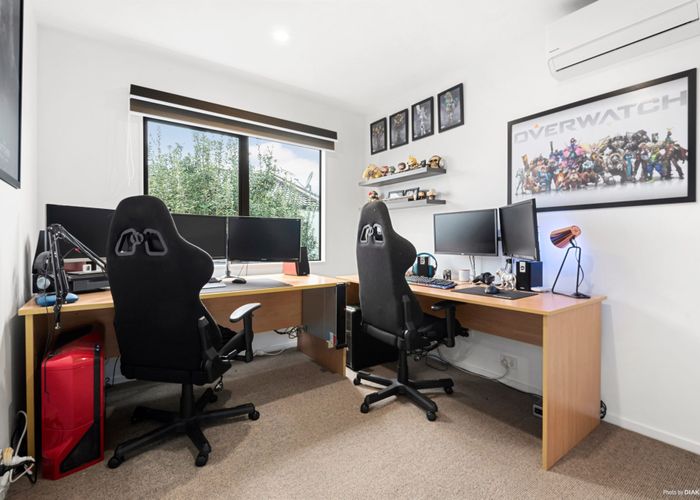  at 23 Rakich Place, Henderson, Auckland