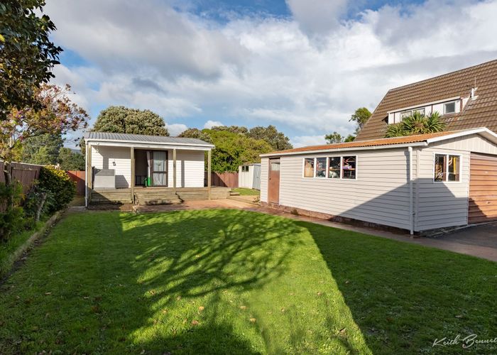  at 12 Elizabeth Street, Moera, Lower Hutt