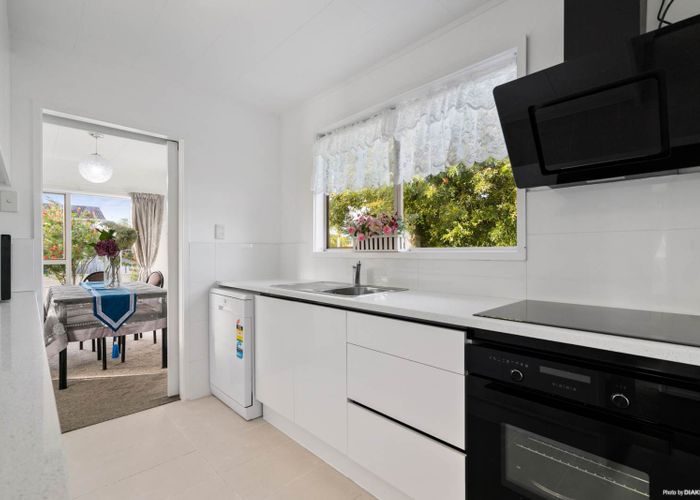  at 26 Chesley Place, Half Moon Bay, Auckland