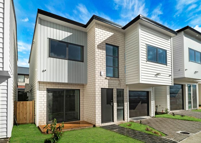  at Lot 3/8 Friesian Drive, Mangere, Manukau City, Auckland