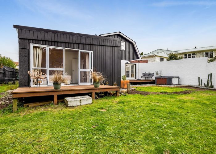  at 5 Totara Terrace, Inglewood, Inglewood