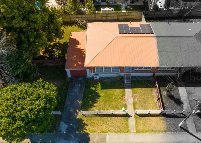  at 2/6A Claymore Street, Manurewa, Manukau City, Auckland