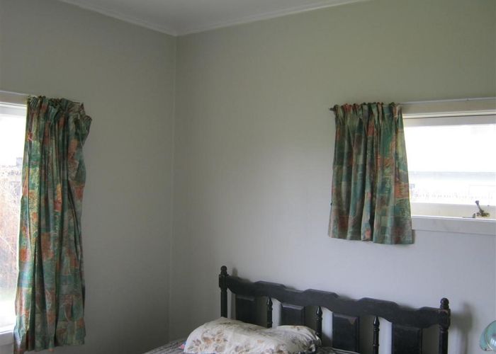  at 2/582 Papamoa Beach Road, Papamoa Beach, Tauranga, Bay Of Plenty