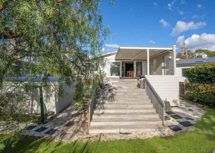  at 9 Granada Place, Glendowie, Auckland