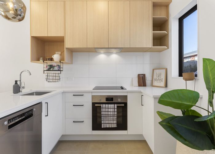  at 21 Paetai Lane, Te Atatu Peninsula, Waitakere City, Auckland
