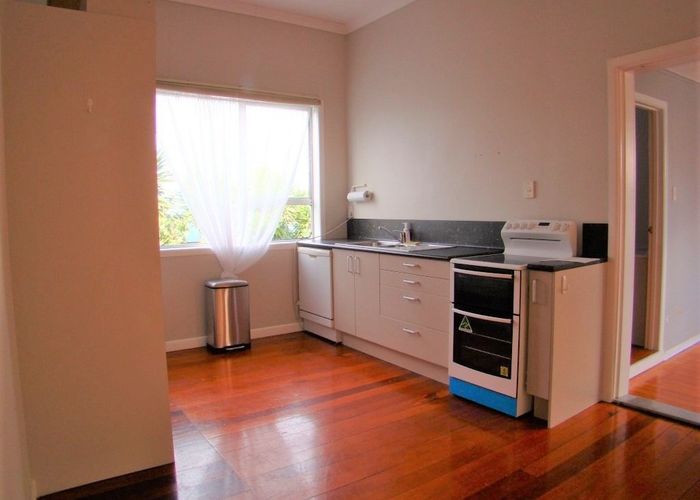  at 28 Huapai Street, Onehunga, Auckland City, Auckland