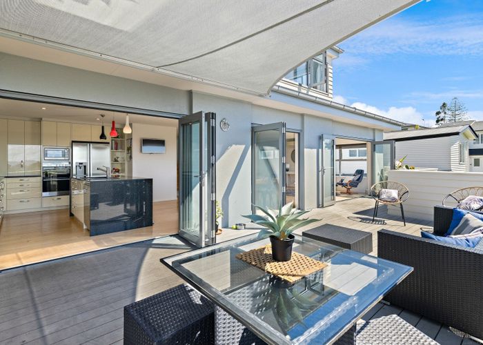  at 82 Kowhai Road, Campbells Bay, Auckland
