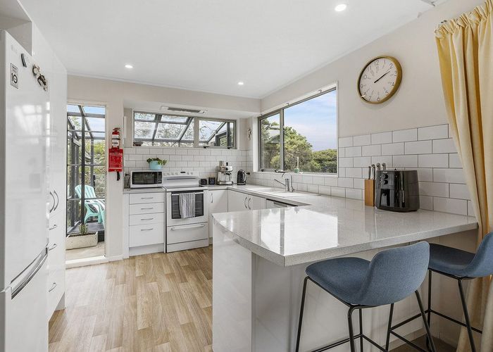  at 27B Penryn Drive, Camborne, Porirua
