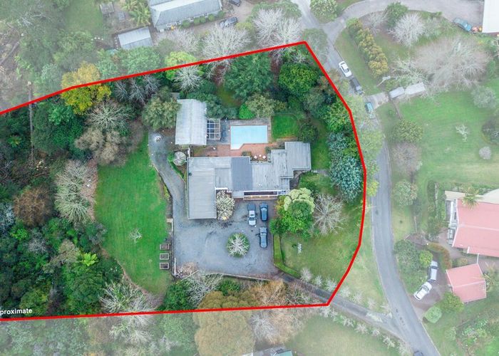  at 82 Upper Harbour Drive, Greenhithe, Auckland
