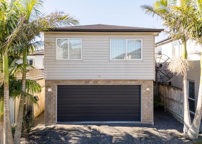  at 218 Murphys Road, Flat Bush, Manukau City, Auckland