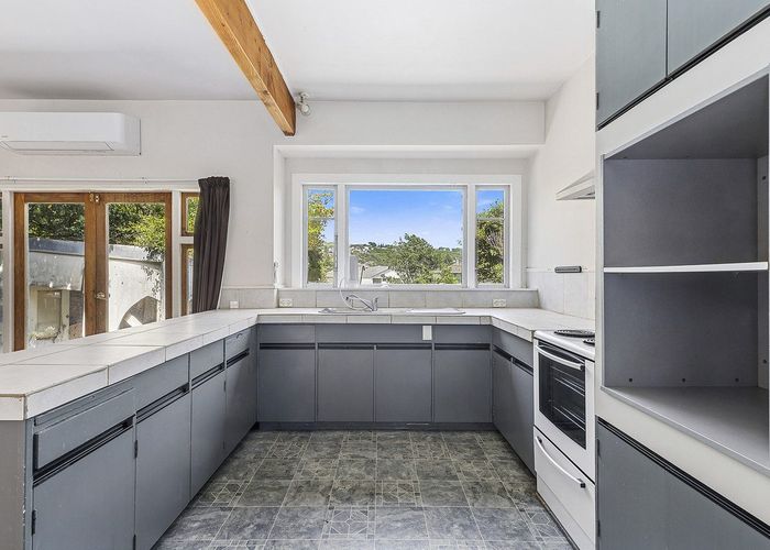  at 52 Main Road, Titahi Bay, Porirua, Wellington