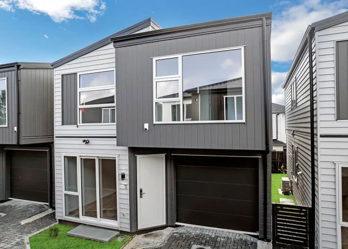  at 1,2,3,4,5/536 Weymouth Road, Weymouth, Manukau City, Auckland