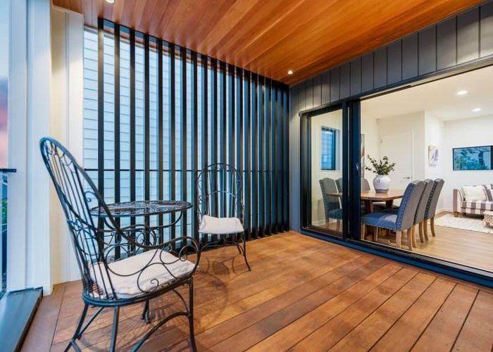  at 17D Kiwi Road, Point Chevalier, Auckland