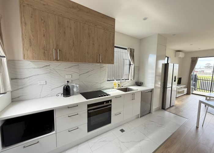  at 12/17 Barneys Farm Road, Clendon Park, Manukau City, Auckland