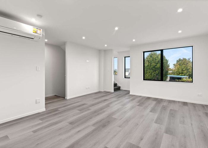  at 7/418 Richardson Road, Mount Roskill, Auckland