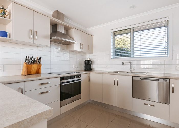  at 70/4 Greystone Place, Omokoroa