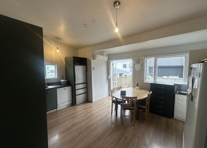  at 53 Wilson Street, Newtown, Wellington, Wellington