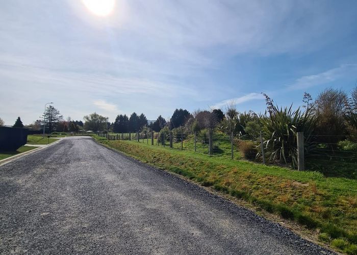  at 40 Constitution Avenue, Milton