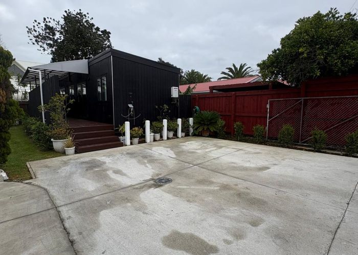  at 51 Favona Road, Mangere, Manukau City, Auckland