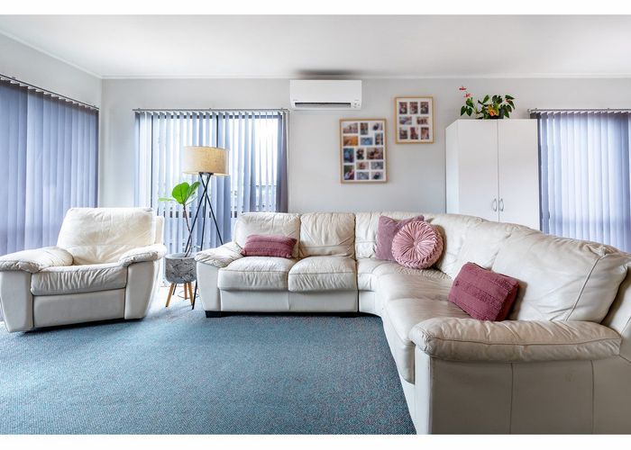  at 1/16 Edwin Freeman Place, Ranui, Auckland