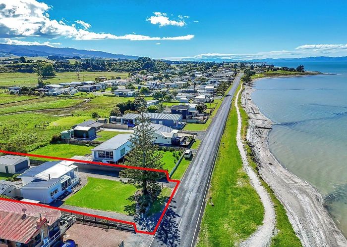  at 871 East Coast Road, Pokeno