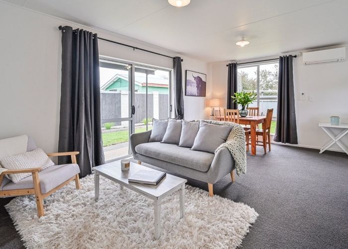  at 8B Walton Way, Flaxmere, Hastings, Hawke's Bay