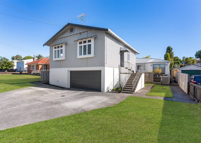  at 4 Heretaunga Avenue, Onehunga, Auckland City, Auckland