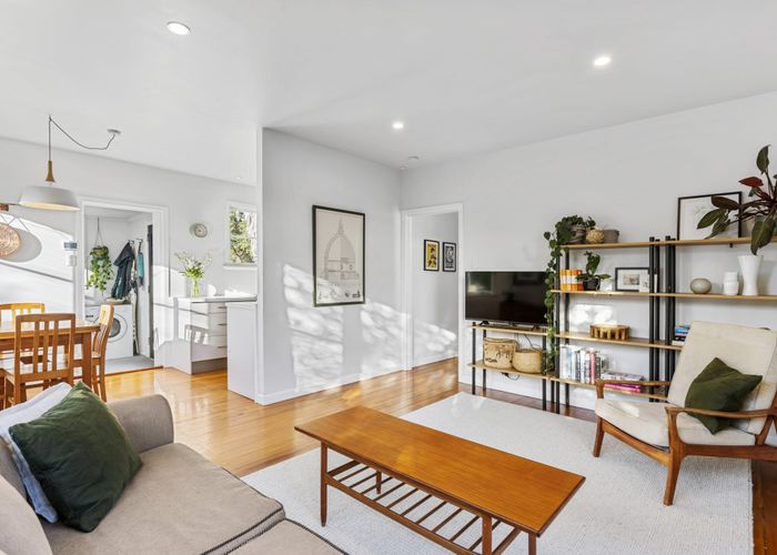  at 1/14 Waterfront Road, Māngere Bridge, Auckland