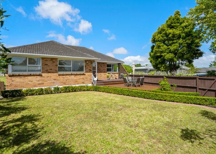  at 18 Union Road, Howick, Auckland