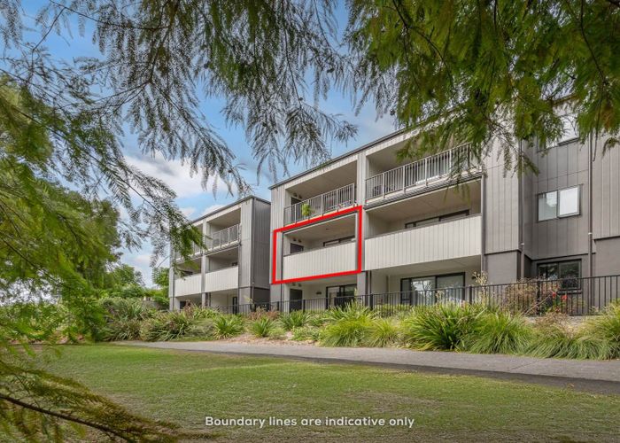  at 104/5 Tobruk Road, Panmure, Auckland City, Auckland