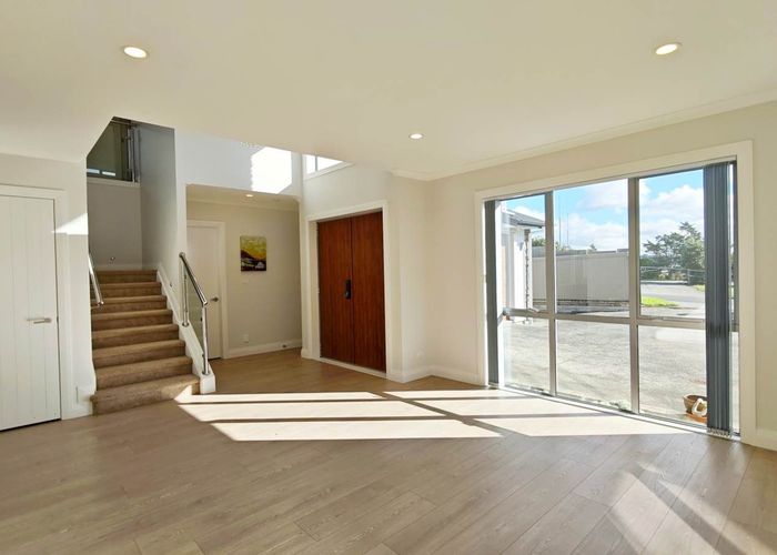  at 17D Masons Road, Oteha, North Shore City, Auckland