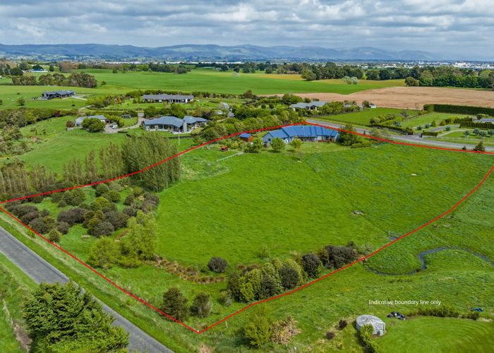  at 9 Orakei Road, Kelvin Grove, Palmerston North
