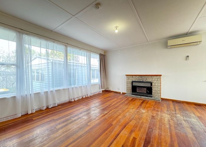  at 16 Beazley Avenue, Paparangi, Wellington, Wellington