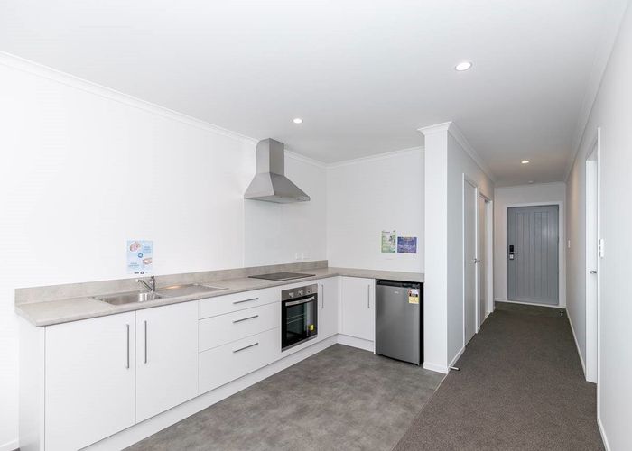  at 4/188 Old Farm Road, Hamilton East, Hamilton