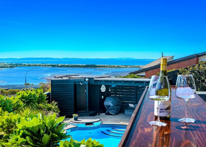  at 11 Toledo Place, Mount Pleasant, Christchurch City, Canterbury